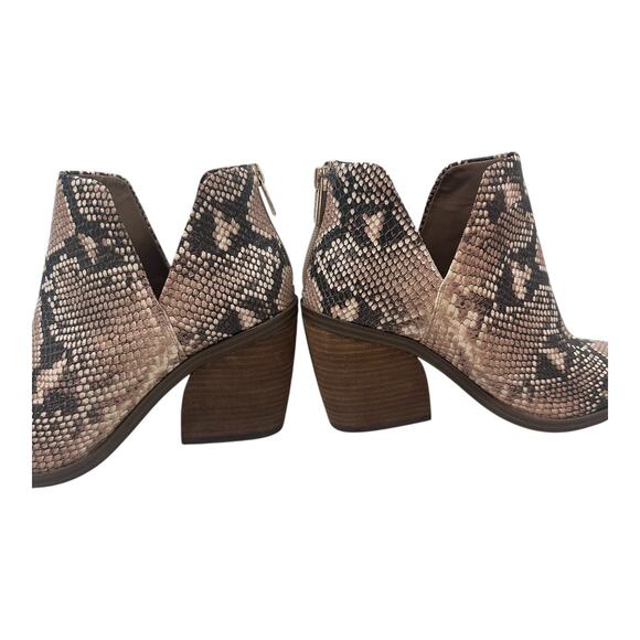 Vince Camuto Gigietta Snake Print Ankle Bootie Back Zip Ta Black Cream Size 11 M - Picture 5 of 10